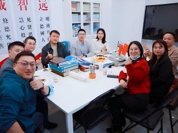 深圳在职研究生怎么选？汇诚智远助力职场人高效读研进阶！